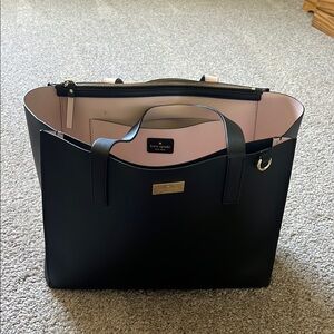 Beautiful Kate spade bag! Only used handful of times! Cute light pink interior